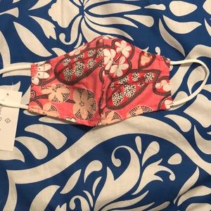 NWT Vera Bradley face mask